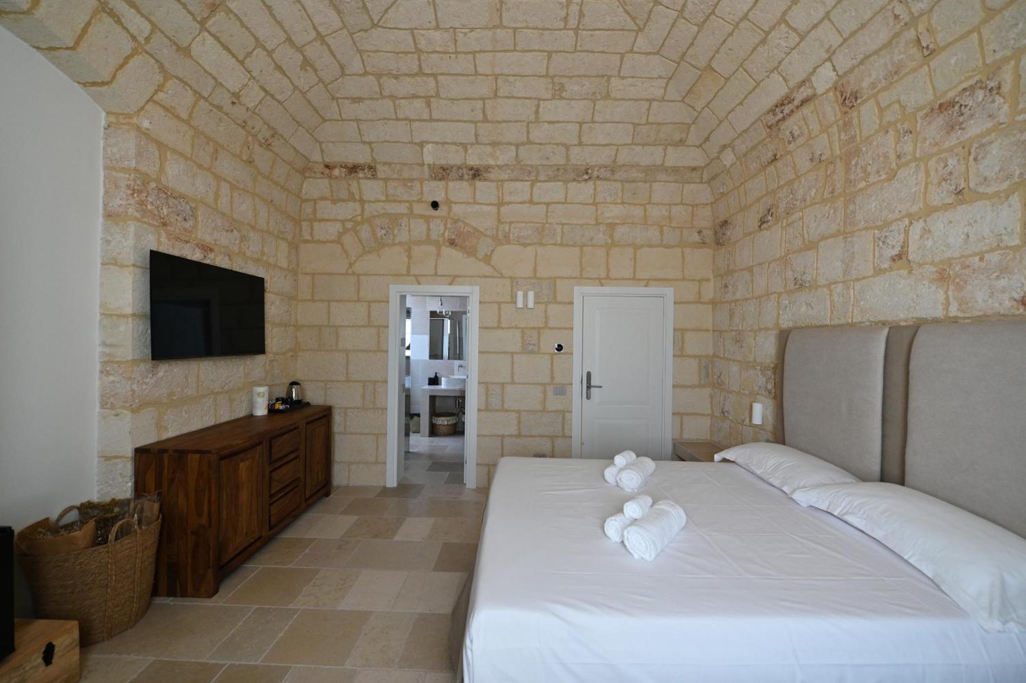 Palazzo Momi Bed & Breakfast Bari Exterior foto