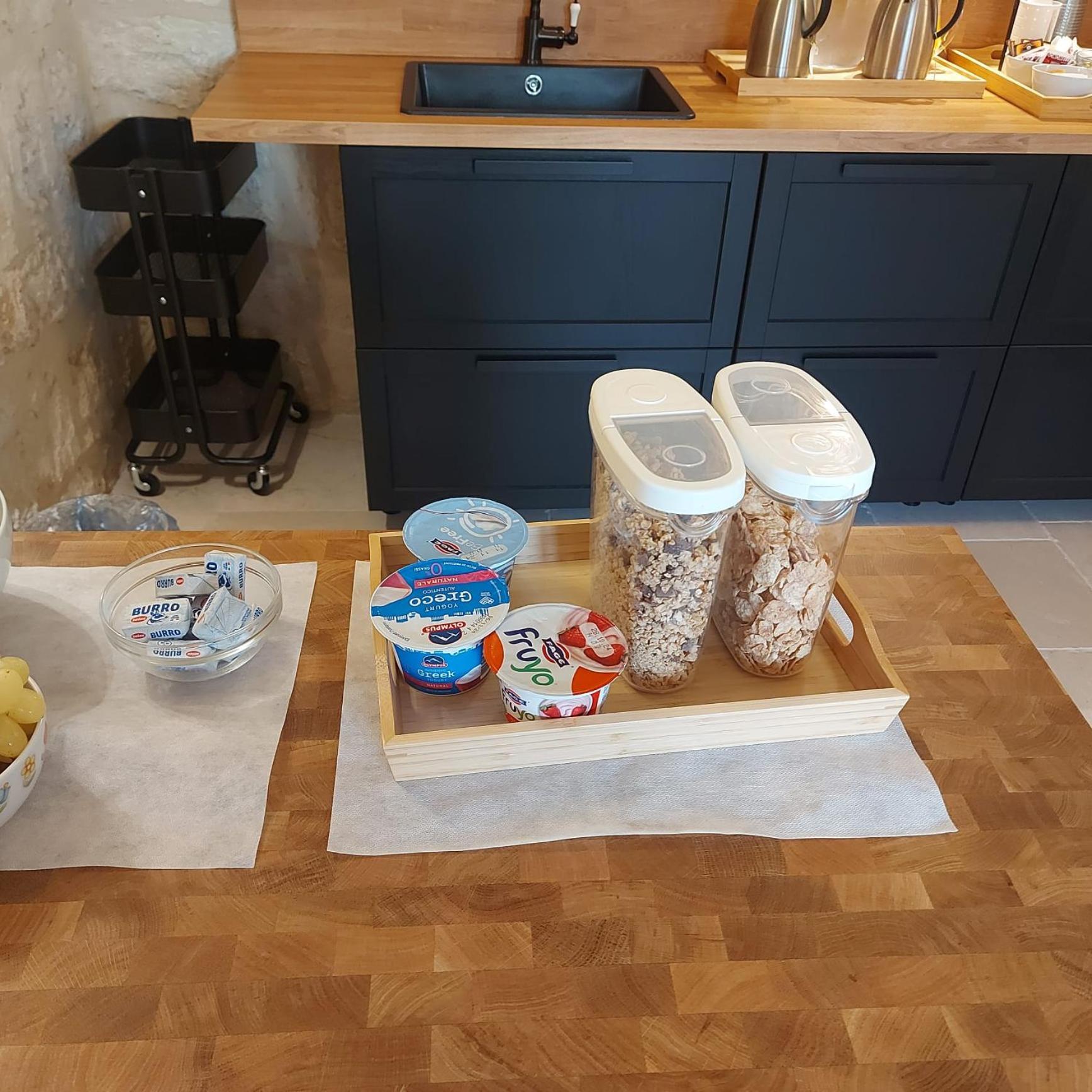 Palazzo Momi Bed & Breakfast Bari Exterior foto