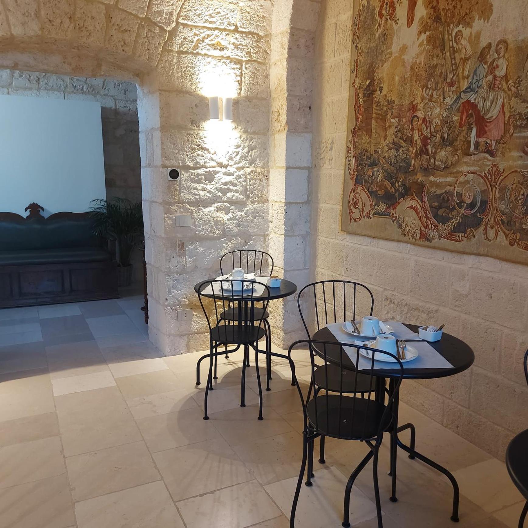 Palazzo Momi Bed & Breakfast Bari Exterior foto